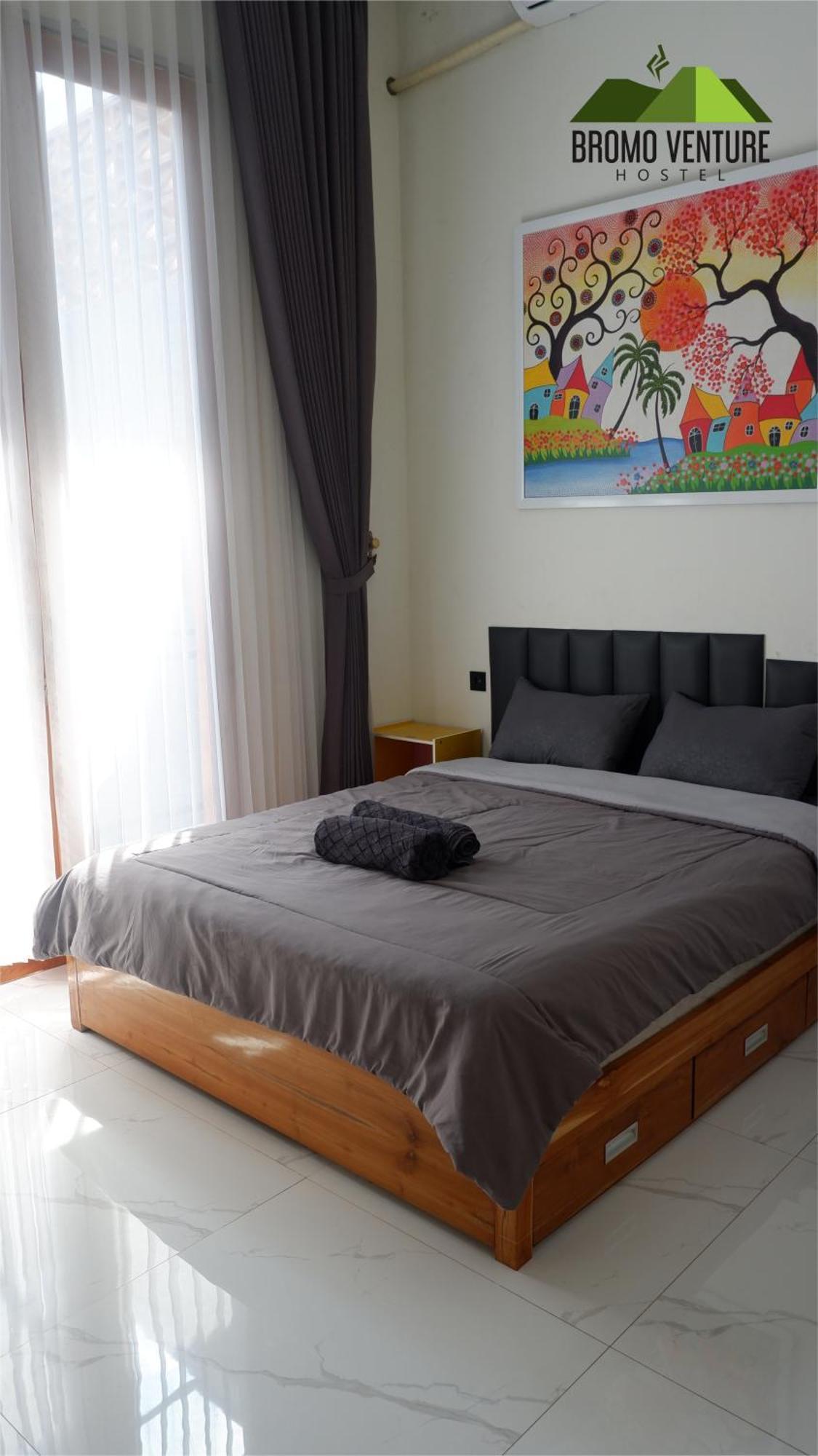 Bromo Venture Hostel Проболинго Екстериор снимка