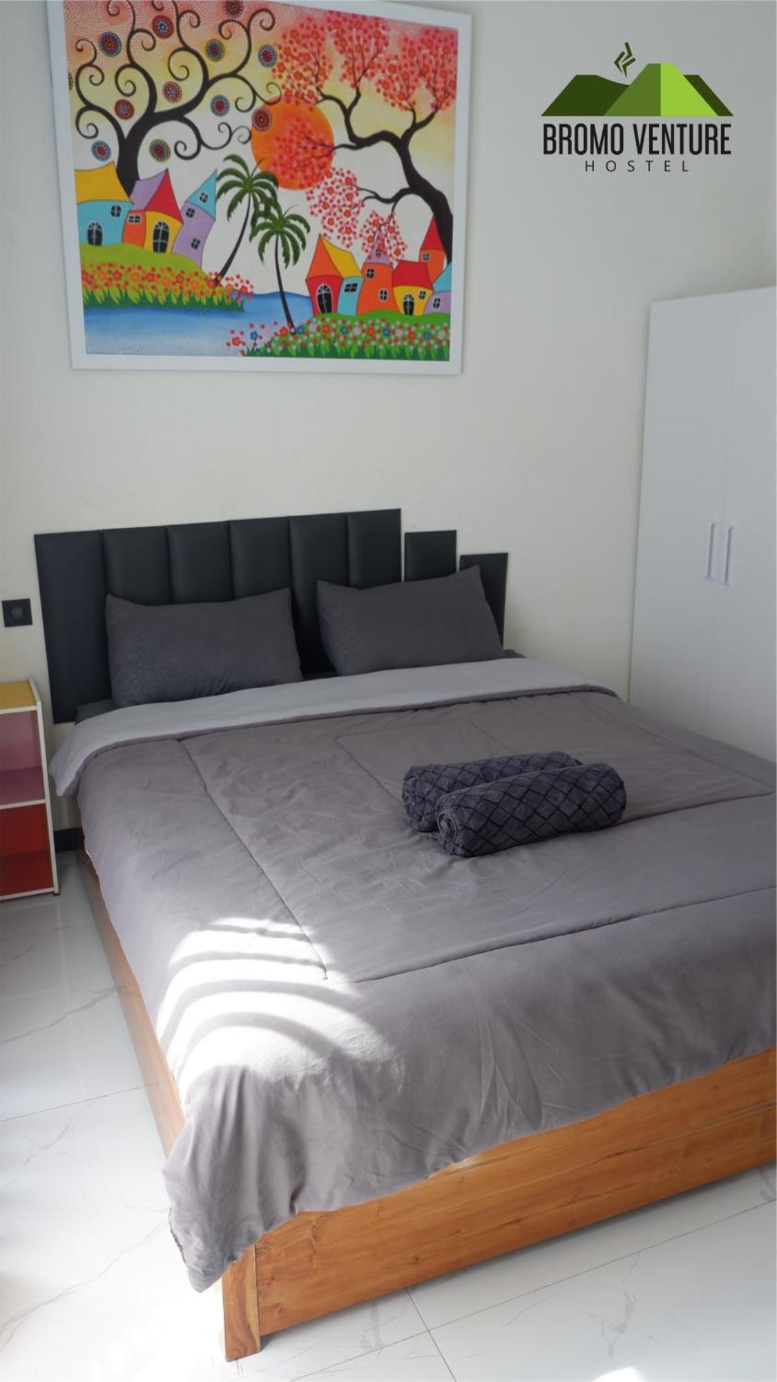 Bromo Venture Hostel Проболинго Екстериор снимка