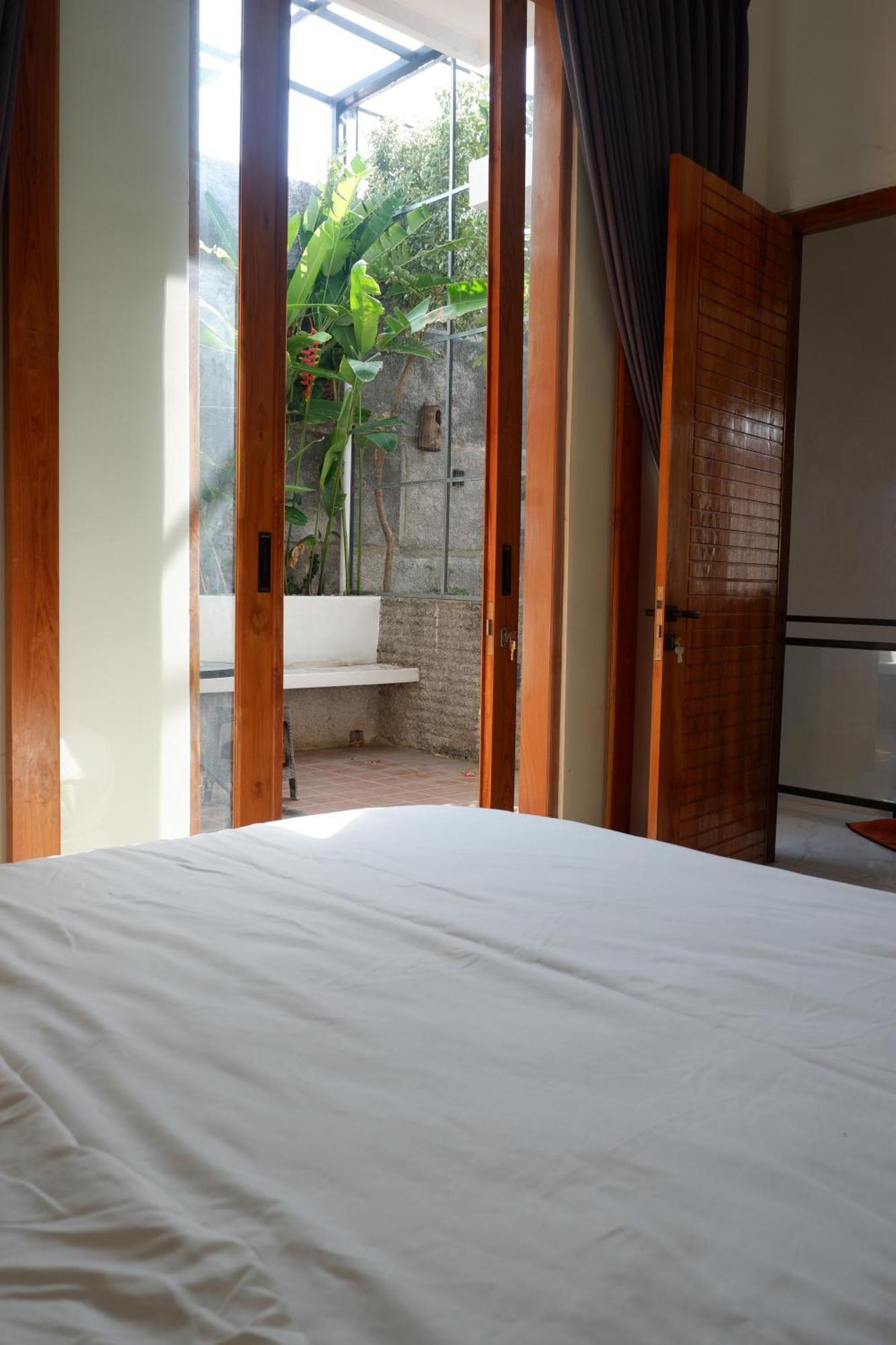 Bromo Venture Hostel Проболинго Екстериор снимка